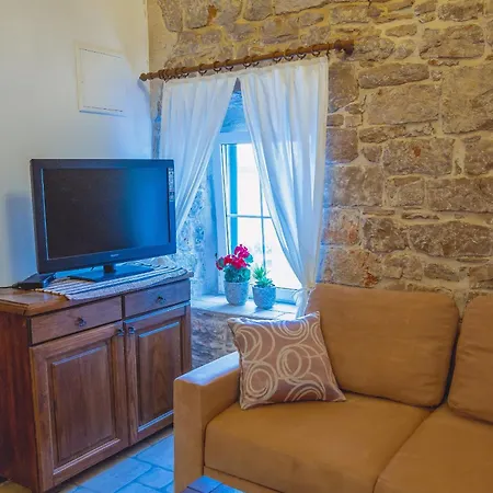 Vugec Apartman Betina (Sibenik-Knin)