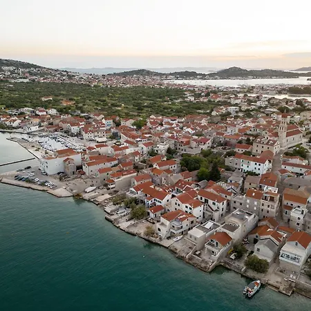 Vugec * Betina (Sibenik-Knin)
