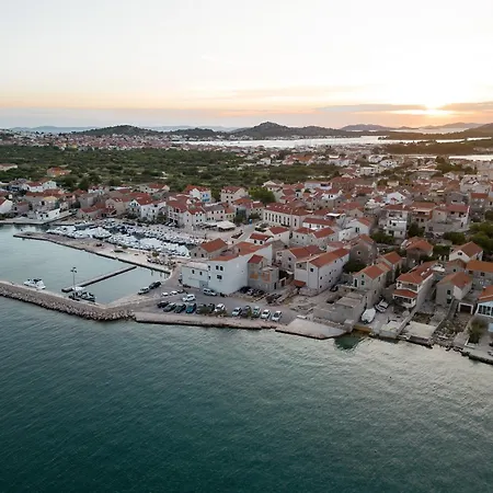 Vugec Apartmán Betina (Sibenik-Knin)