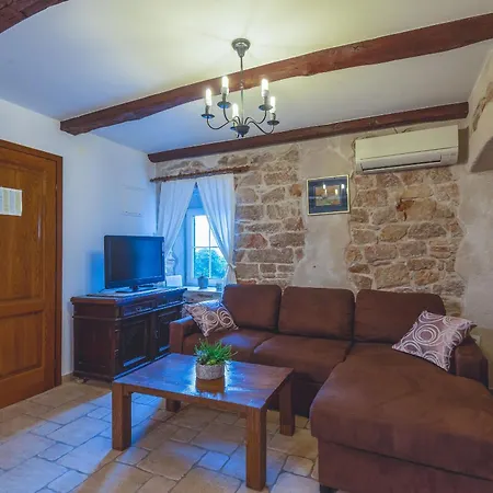 Vugec Betina (Sibenik-Knin)