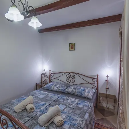 Vugec Apartman Betina (Sibenik-Knin)