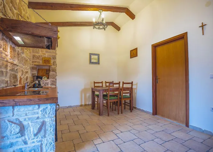 Appartamento Vugec Betina (Sibenik-Knin)