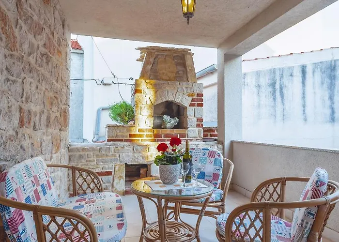 Vugec * Betina (Sibenik-Knin)